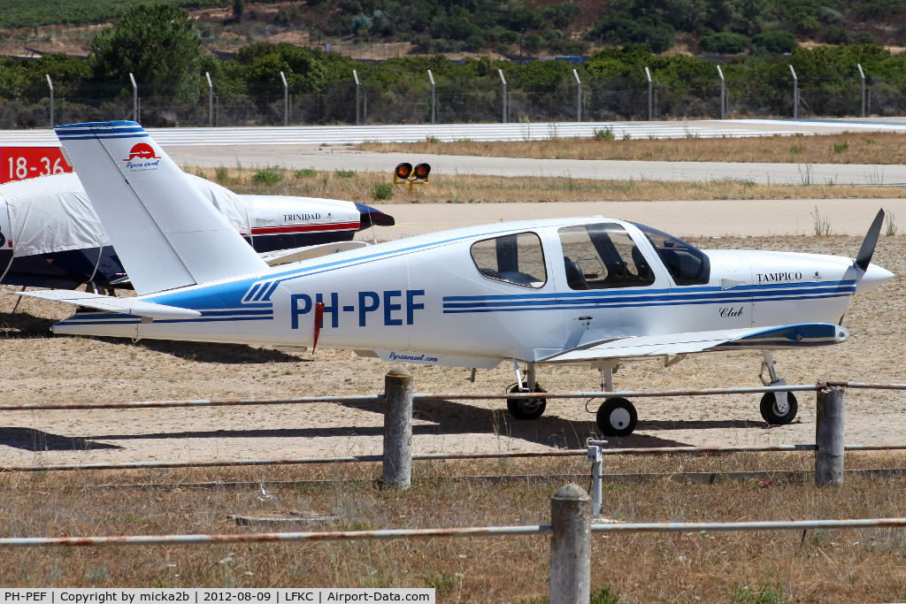 PH-PEF, 1997 Socata TB-9 Tampico C/N 1832, Parked