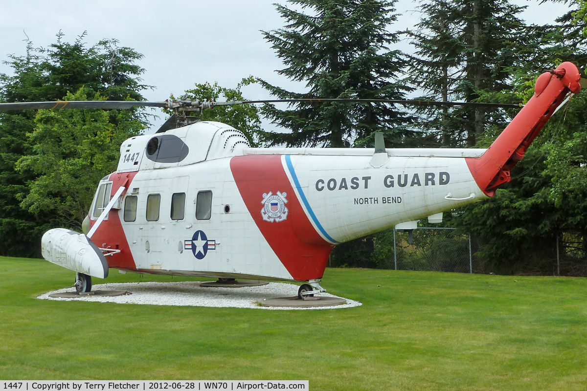 1447, 1968 Sikorsky HH-52A Sea Guard C/N 62.130, Sikorksy HH-52A, c/n: 62.130 with Norhwest Helicopters at Olympia