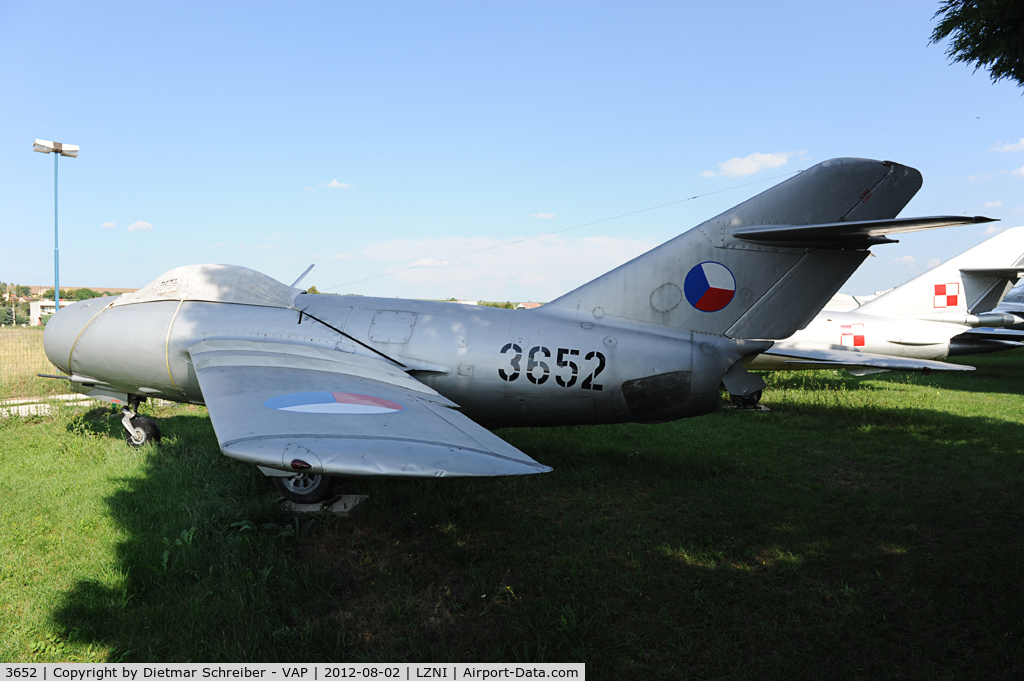 3652, Mikoyan-Gurevich MiG-15bis C/N 613652, Mig 15 Czechoslovakian Air Force