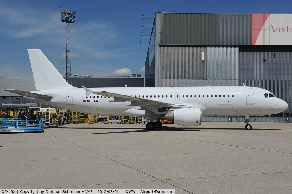OE-LBX, 2002 Airbus A320-214 C/N 1735, Airbus 320