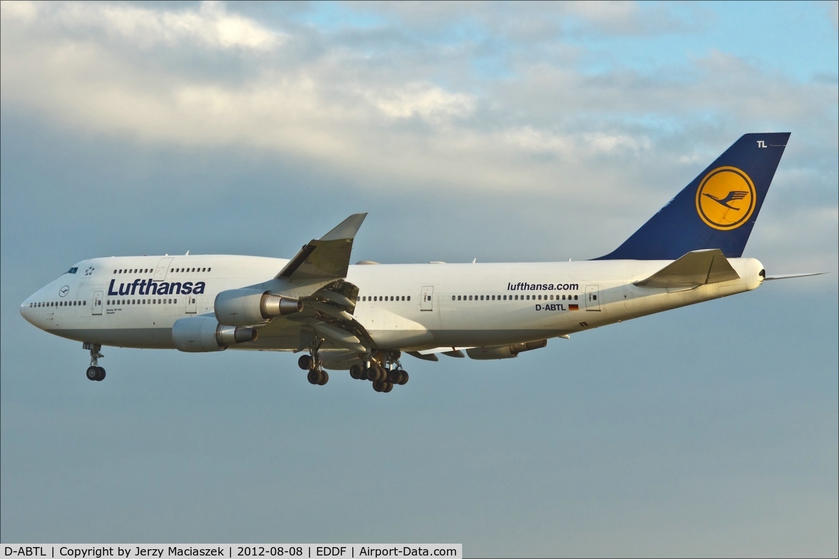 D-ABTL, 2002 Boeing 747-430 C/N 29872, Boeing 747-430