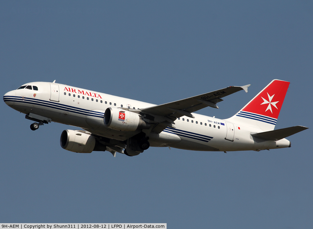 9H-AEM, 2005 Airbus A319-111 C/N 2382, Taking off from rwy 24