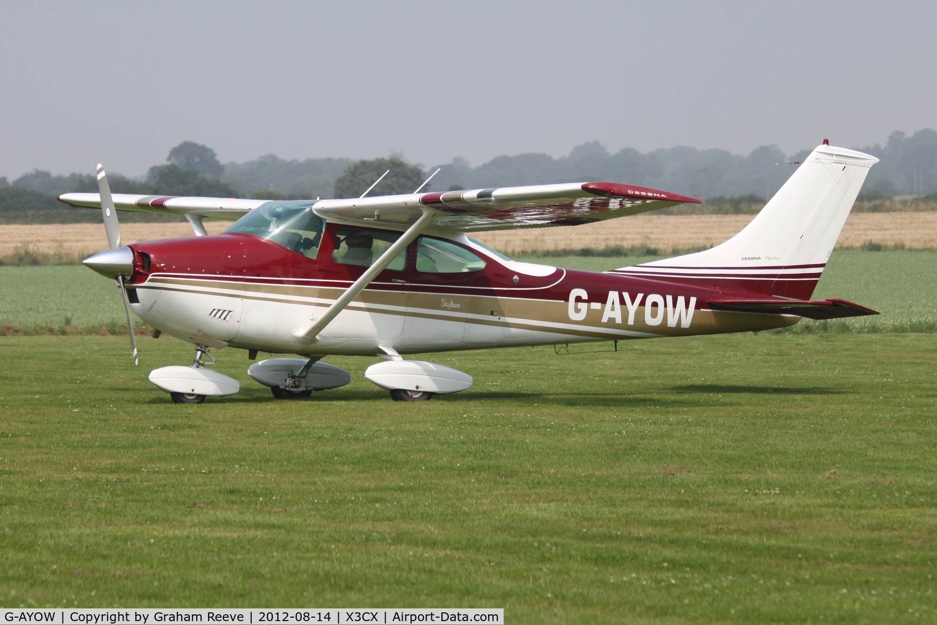 G-AYOW, 1971 Cessna 182N Skylane C/N 182-60481, Parked at Northrepps.