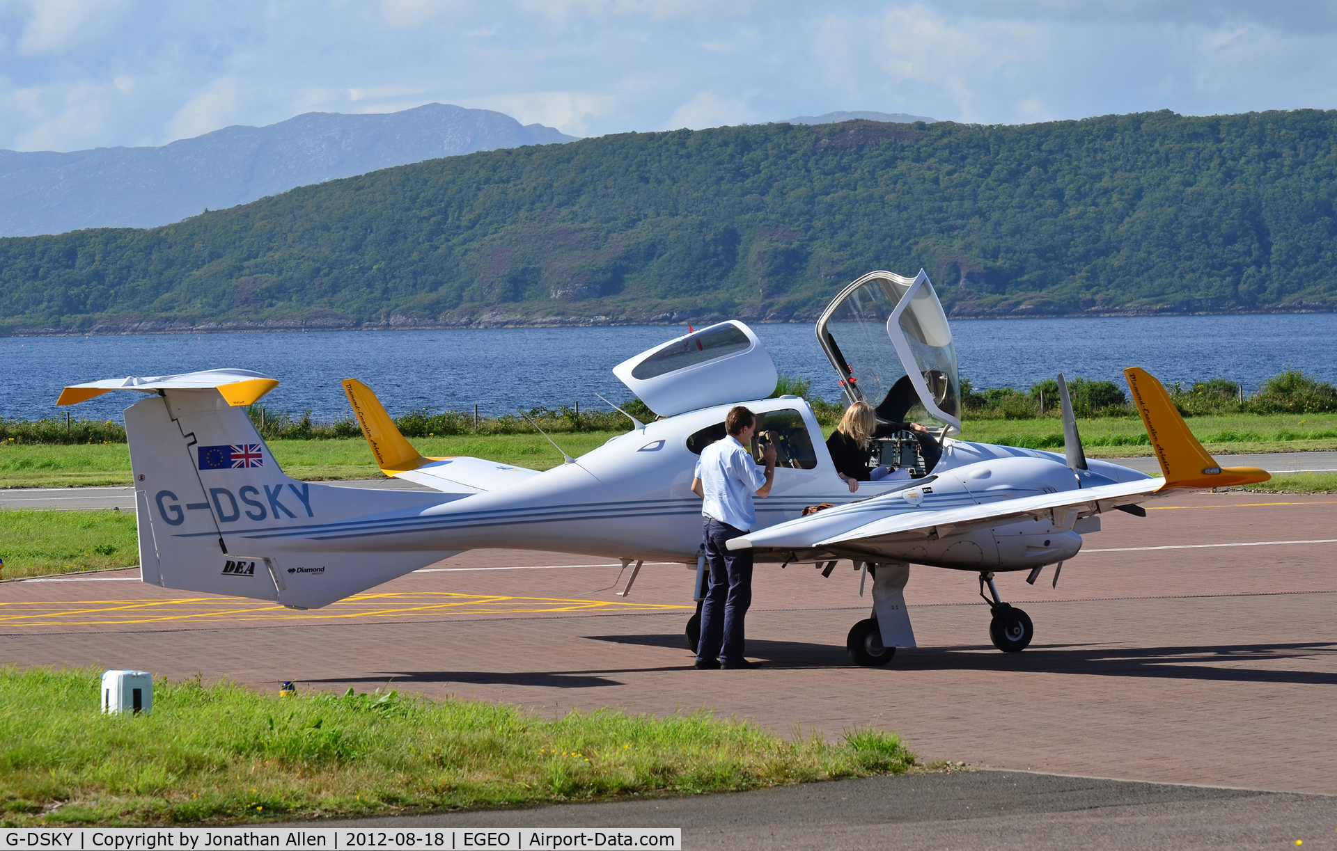 G-DSKY, 2005 Diamond DA-42 Twin Star C/N 42.084, Arriving at Oban Airport (North Connel).