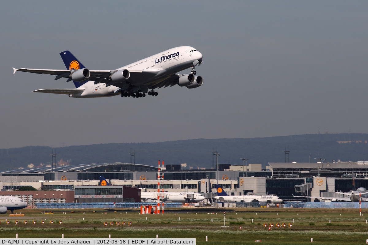 D-AIMJ, 2011 Airbus A380-841 C/N 073, Take off