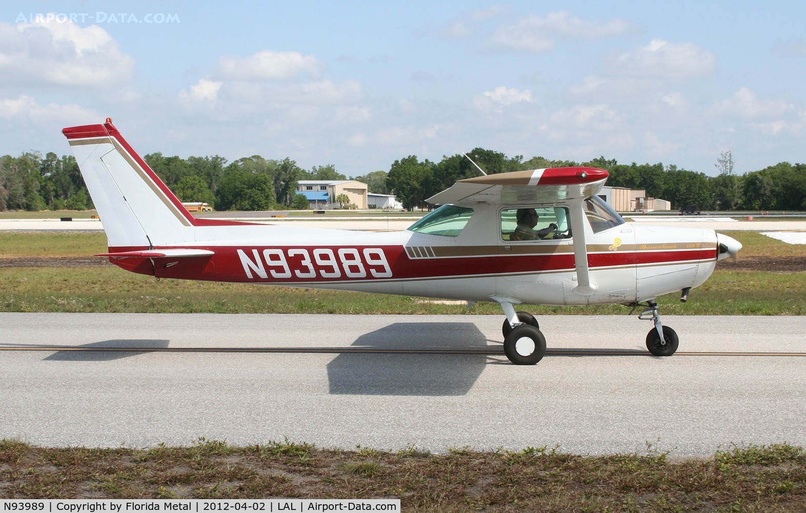 N93989, 1982 Cessna 152 C/N 15285580, Cessna 152