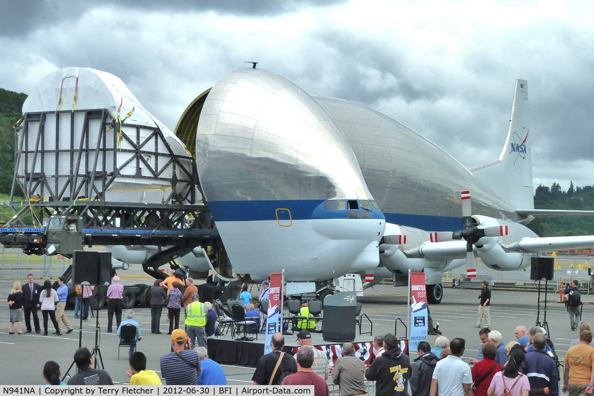 N941NA, Aero Spacelines 377SGT-F Super Guppy Turbine C/N 0004, Nasa Guppy , Airbus 377SGT-F, c/n: 4 unloading its cargo at BFI
