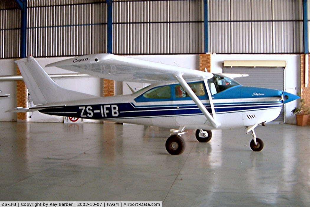 ZS-IFB, Cessna 182 Skylane C/N 18260268, Cessna 182N Skylane [182-60268] Rand~ZS 07/10/2003