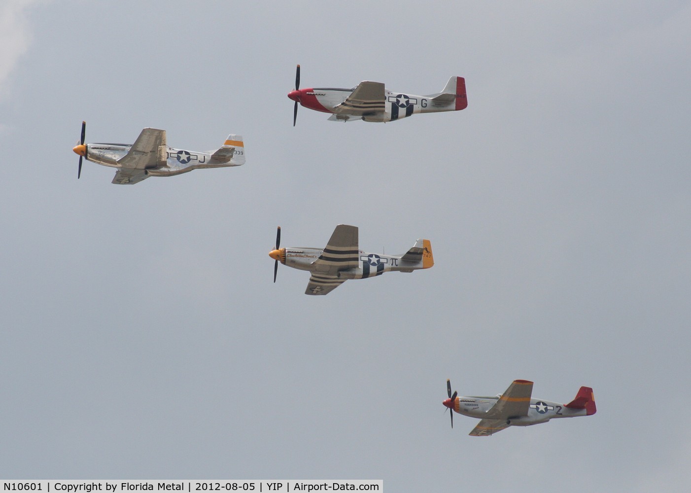 N10601, 1944 North American P-51D Mustang C/N 122-40383, formation of 4