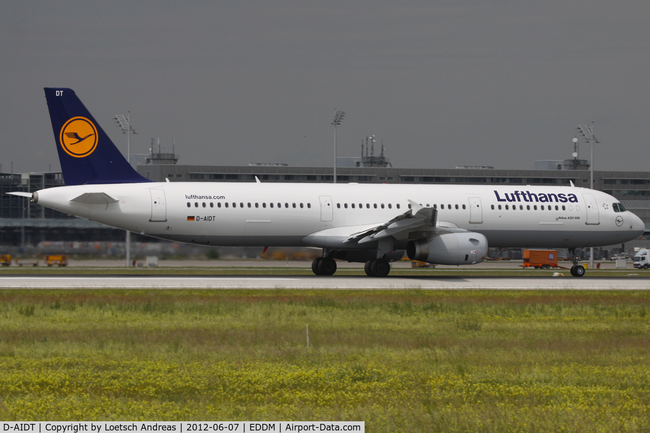 D-AIDT, 2012 Airbus A321-231 C/N 5087, Lufthansa