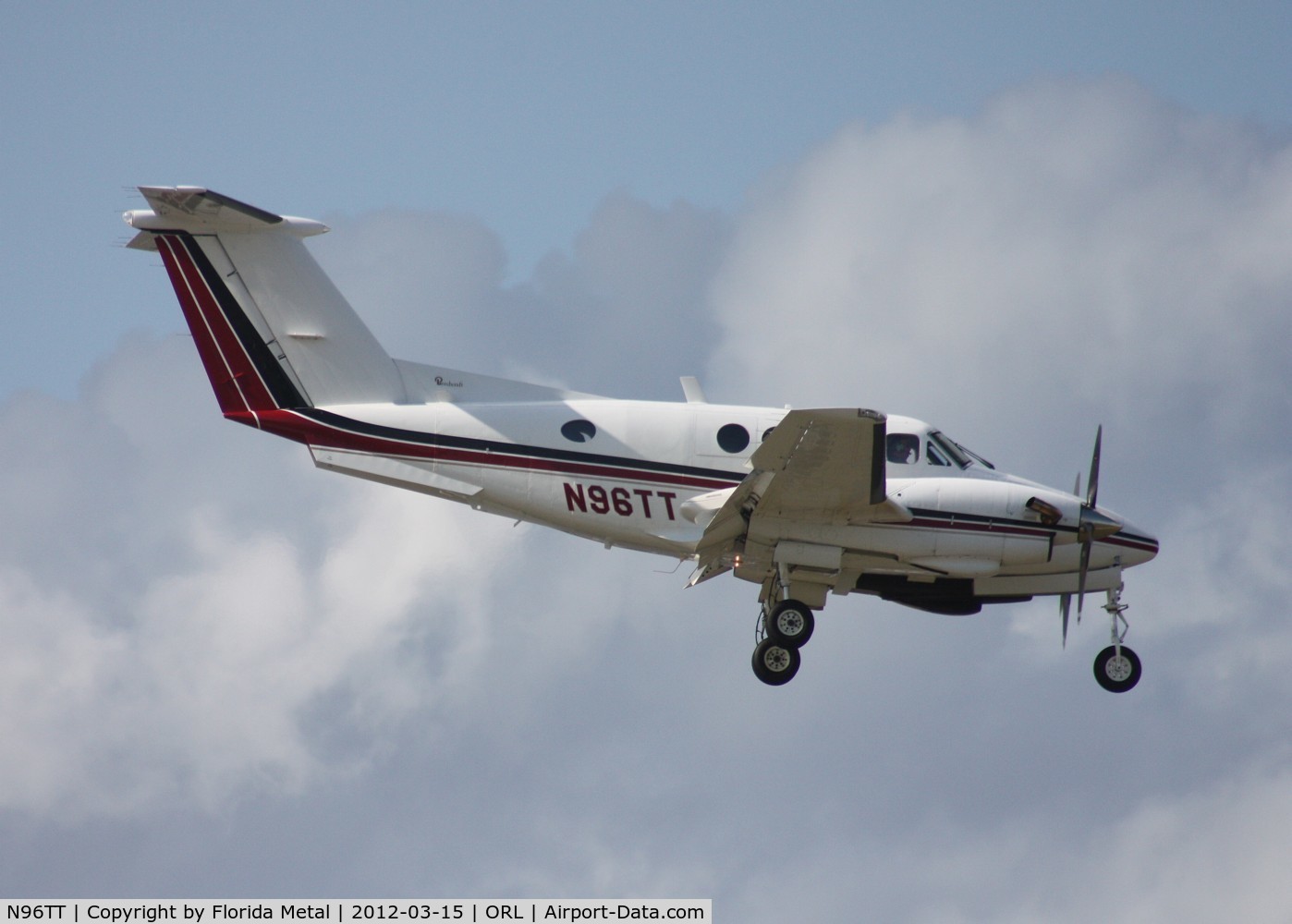 N96TT, 1980 Beech F90 King Air C/N LA-26, Beech F90