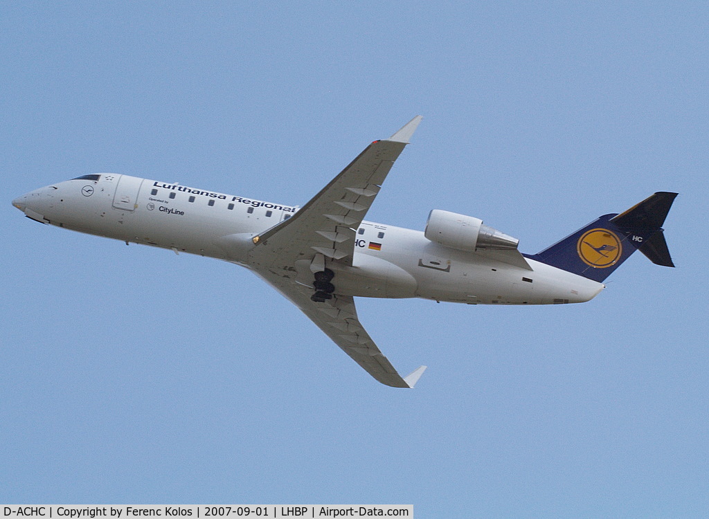 D-ACHC, 2000 Canadair CRJ-200LR (CL-600-2B19) C/N 7394, Ferihegy