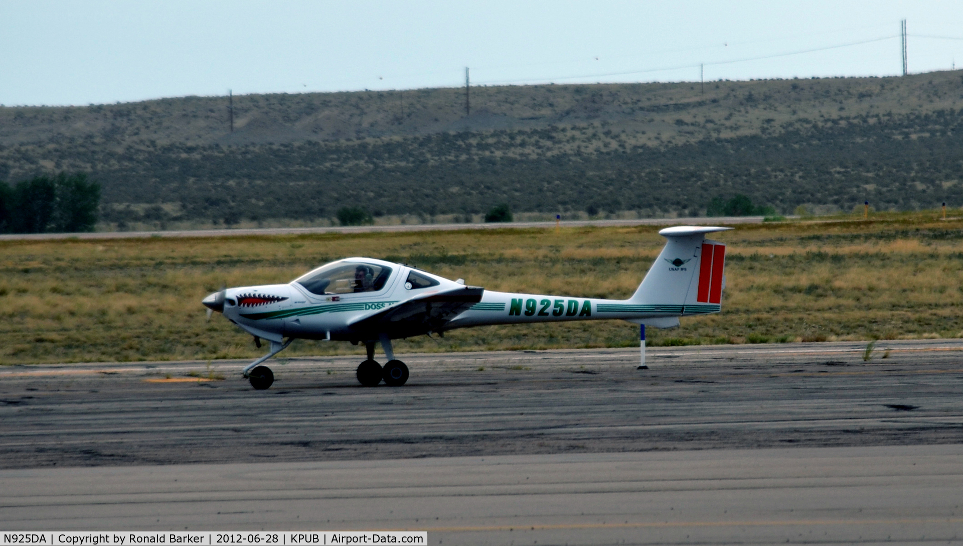 N925DA, 2006 Diamond DA-20C-1 Eclipse C/N C0399, Taxi Pueblo