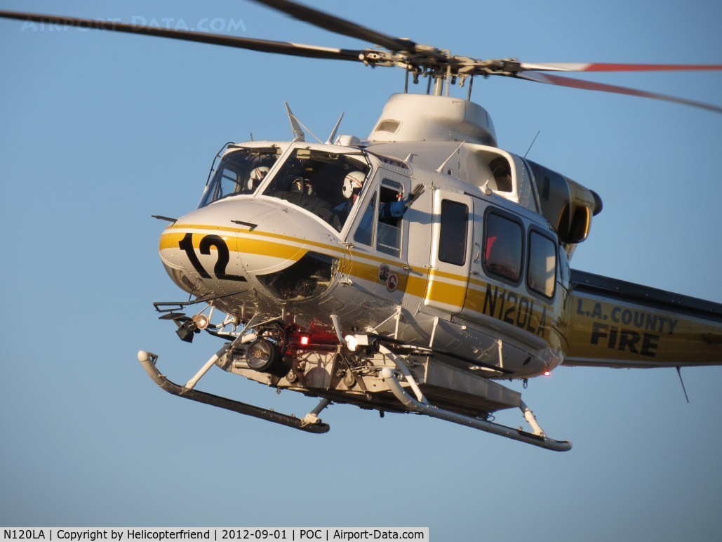 N120LA, 2007 Bell 412EP C/N 36455, LA Co crew waving to Pomona PD crew while on final for LA Co Air Ops helipad 2