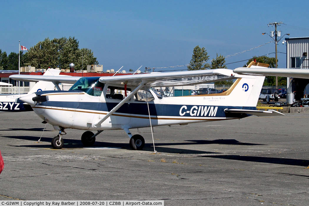 C-GIWM, 1977 Cessna R172K Hawk XP C/N R1722436, Cessna R.172K Hawk XP [R172-2436] Boundary Bay~C 20/07/2008