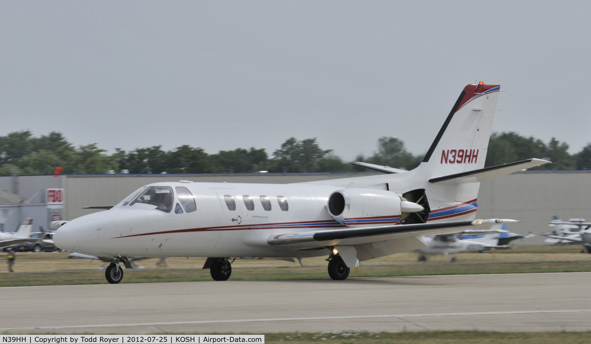N39HH, 1979 Cessna 501 Citation I/SP C/N 501-0132, Arriving at Airventure 2012