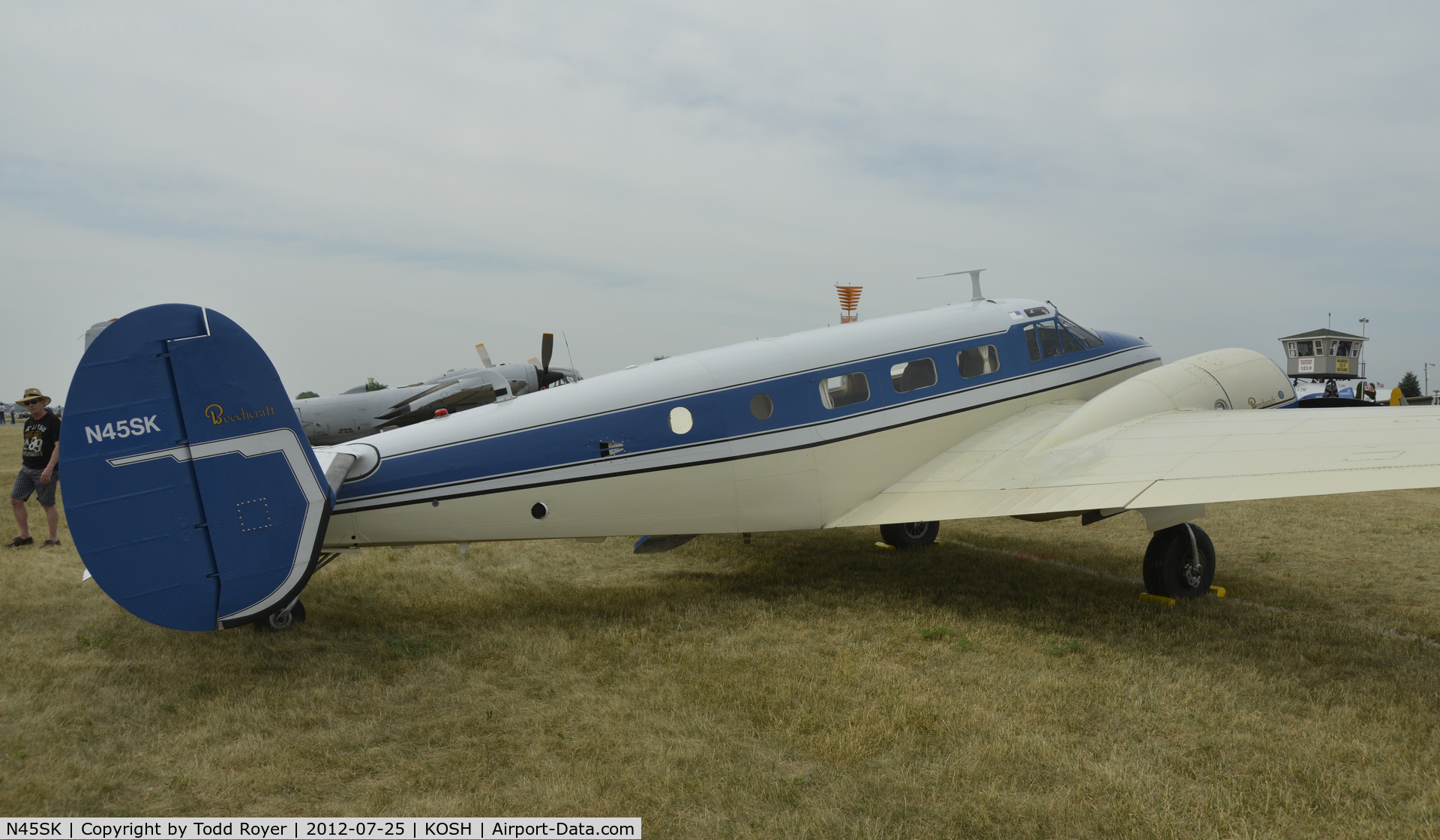 N45SK, 1952 Beech C-45H Expeditor C/N AF-645, Airventure 2012