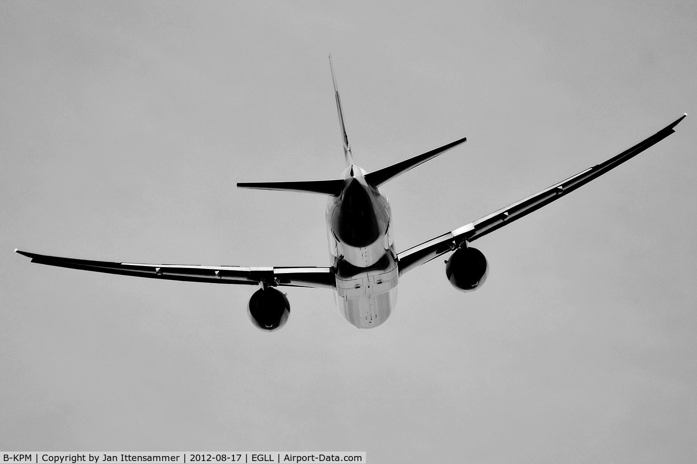 B-KPM, 2009 Boeing 777-367/ER C/N 36159, B-KPM @ EGLL