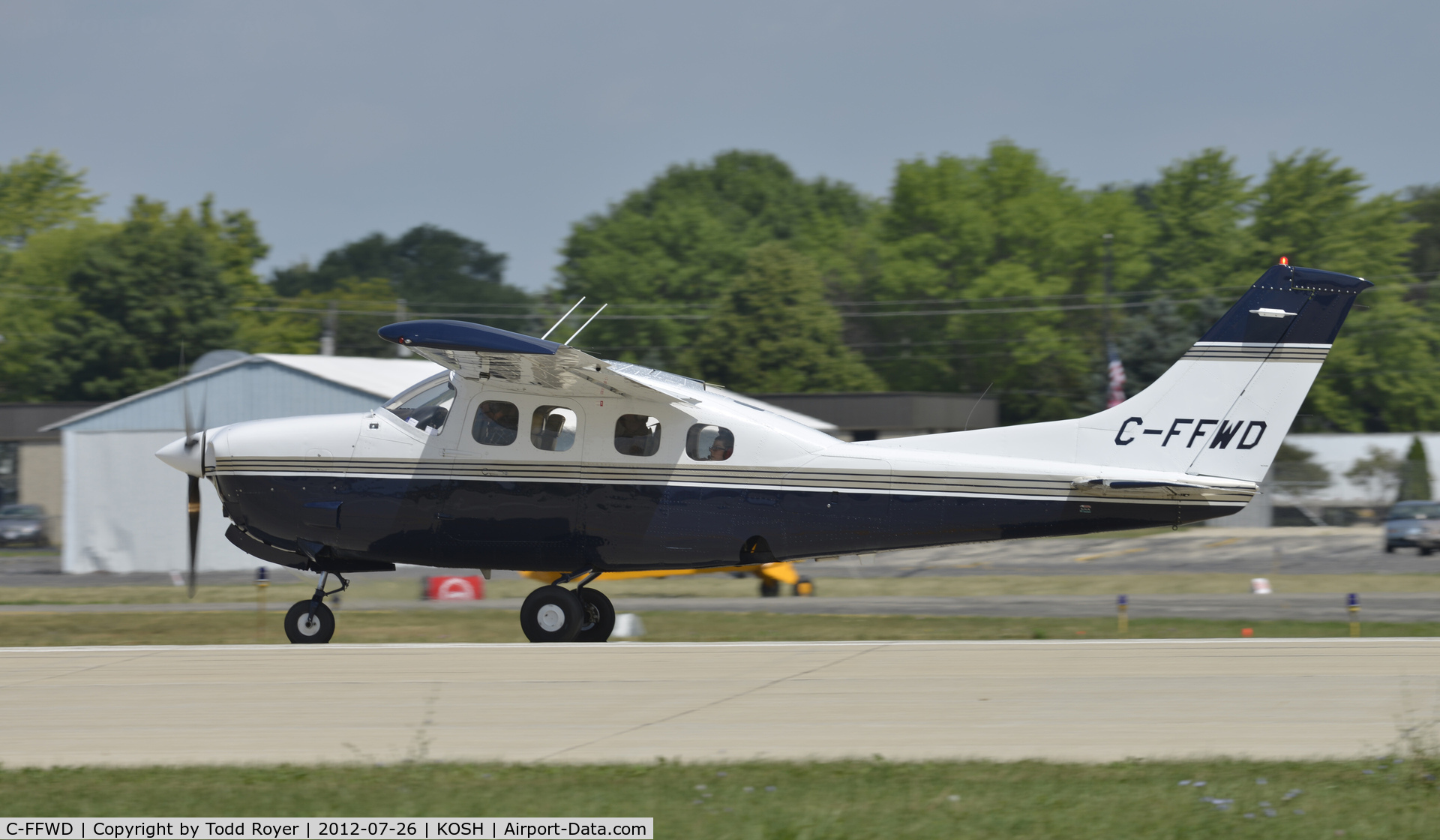 C-FFWD, 1978 Cessna P210N Pressurised Centurion C/N P21000064, Airventure 2012