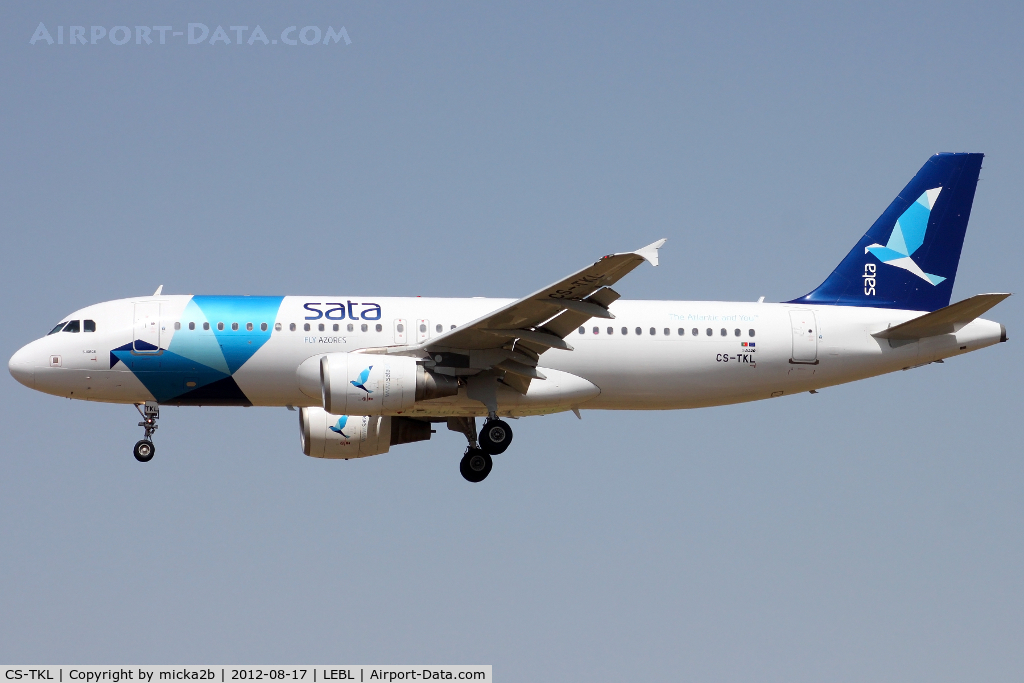 CS-TKL, 2005 Airbus A320-214 C/N 2425, Landing