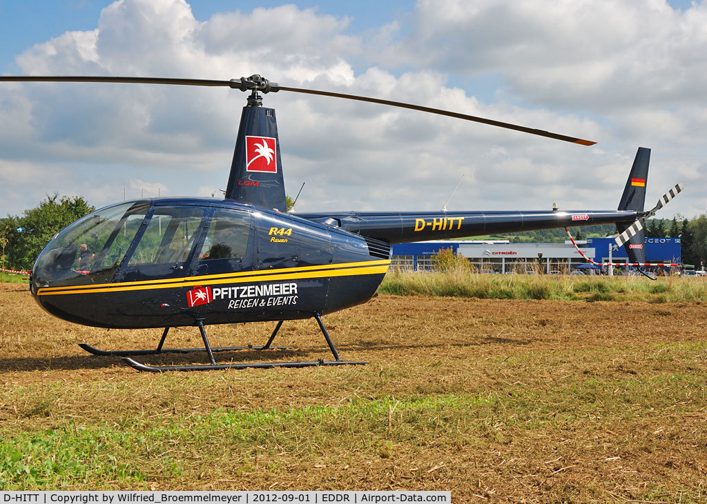 D-HITT, 2001 Robinson R44 Raven II C/N 0966, Shown at a local fair at the town of Assweiler near the airport of Saarbruecken (EDDR).