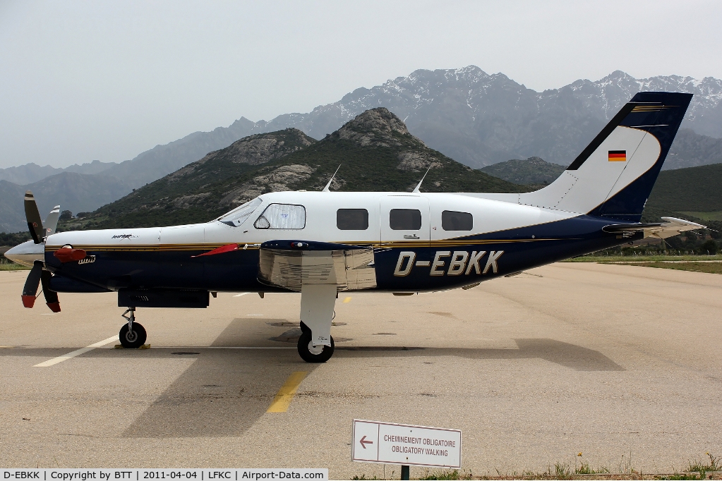 D-EBKK, 1988 Piper PA-46-310P Malibu Jetprop DLX Malibu C/N 46-08120, Parking