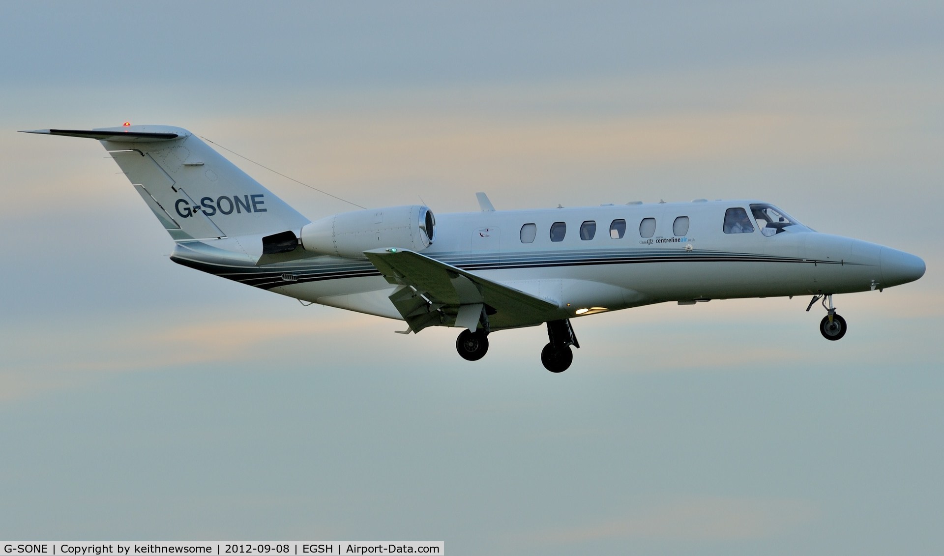 G-SONE, 2001 Cessna 525A CitationJet CJ2 C/N 525A-0031, Arriving in the evening sunset.