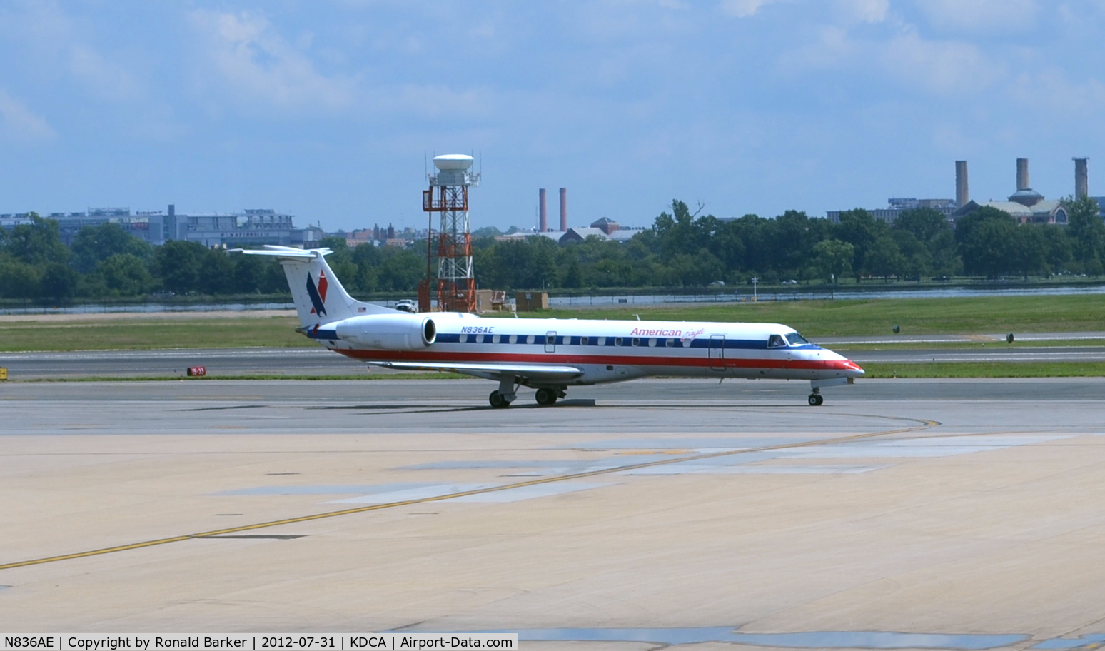 N836AE, 2002 Embraer ERJ-140LR (EMB-135KL) C/N 145635, Taxi DCA