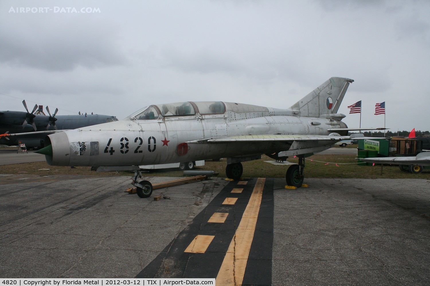4820, Mikoyan-Gurevich MiG-21U C/N Y1001, Mig-21