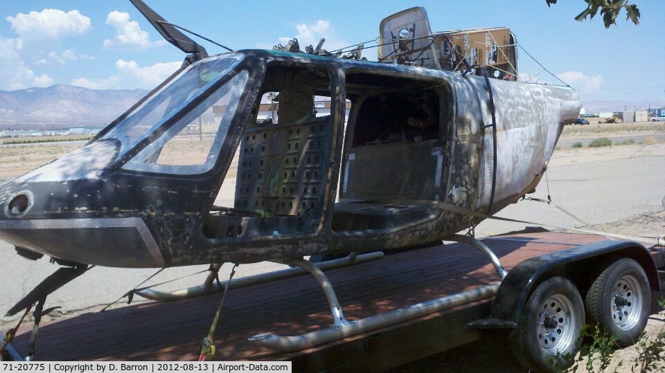 71-20775, 1971 Bell OH-58C Kiowa C/N 41636, On trailer leaving Mojave Airport for Glendale Az airport.