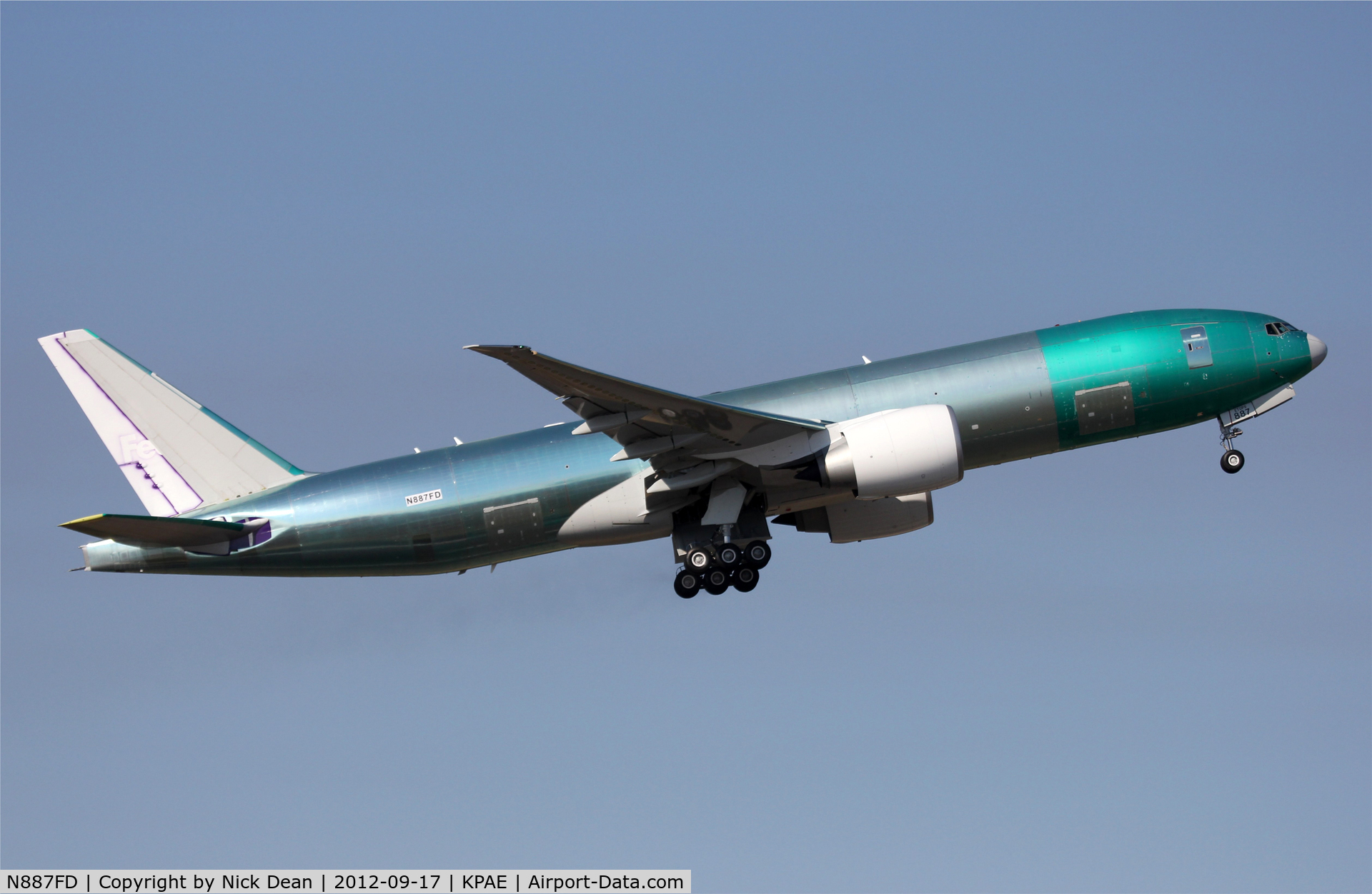 N887FD, 2012 Boeing 777-F6N C/N 41066, KPAE/PAE