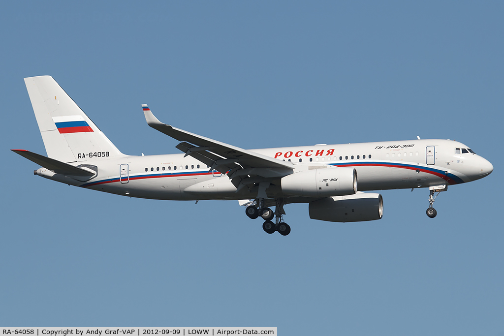 RA-64058, Tupolev Tu-204-300 C/N 145074-4164058, Rossiya Tu204