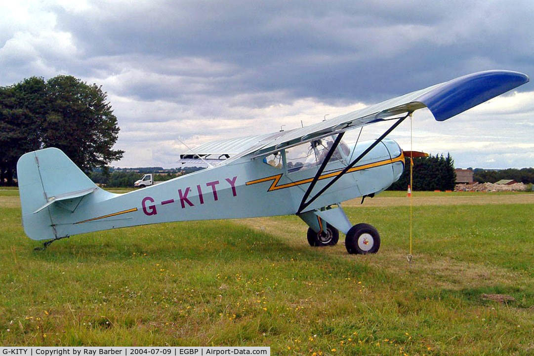 G-KITY, 1998 Denney Kitfox Mk.2 C/N PFA 172-11565, Denney Kitfox Mk.II [PFA 172-11565] Kemble~G 09/07/2004