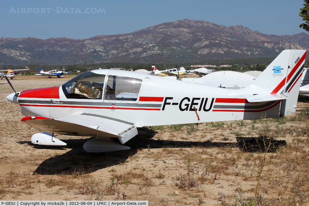 F-GEIU, Robin DR-400-140B Major C/N 1712, Parked