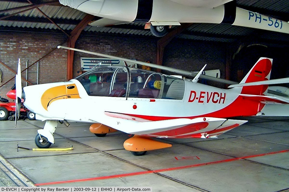 D-EVCH, 1981 Robin DR-400-180R Remorqueur Regent C/N 1552, Robin DR.400-180R Remorqueur [1552] Hoogeveen~PH 12/09/2003. Since written off in Tokol Hungary prior to being officially registered HA-SUP