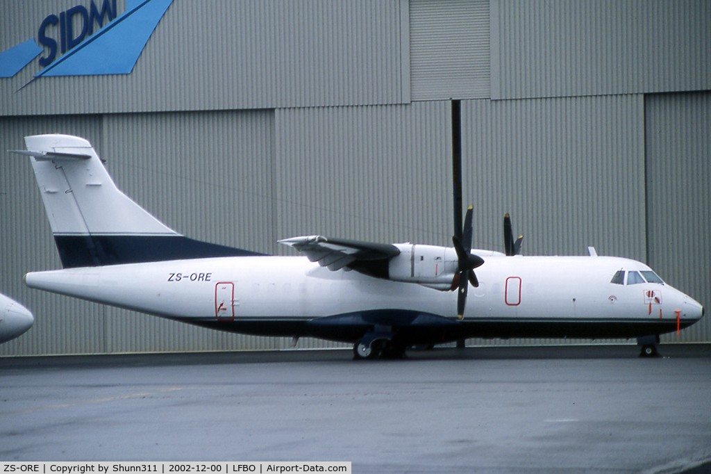 ZS-ORE, 1988 ATR 42-300 C/N 086, Parked and stored...