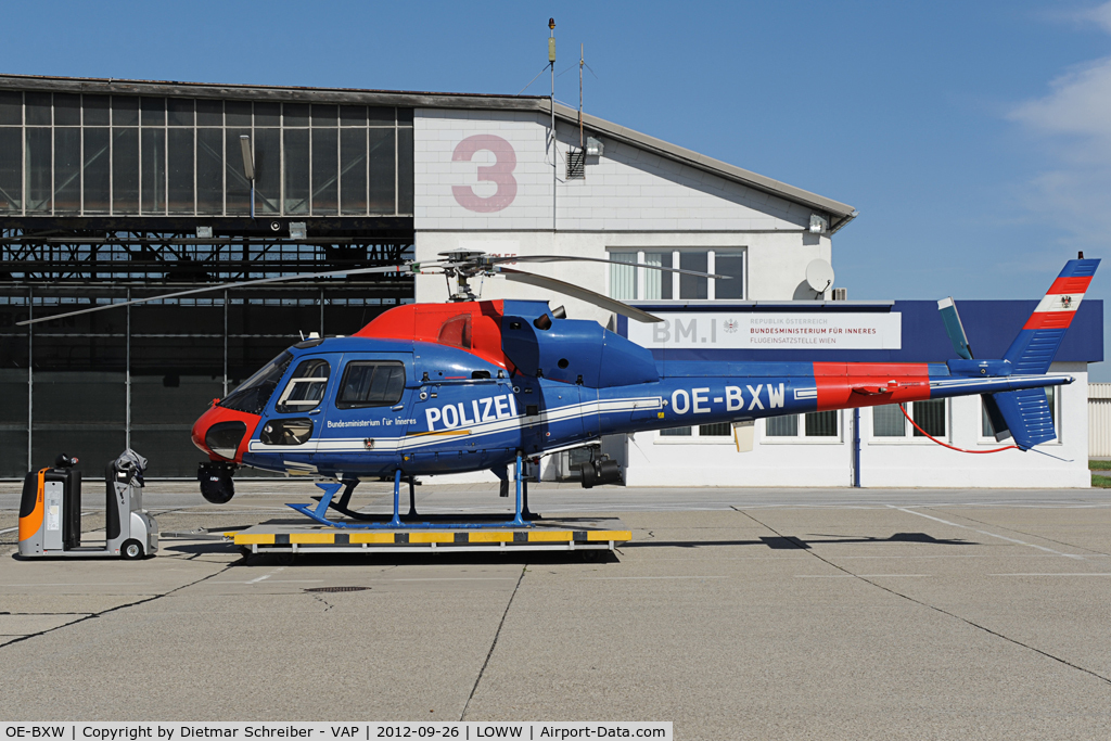OE-BXW, Aerospatiale AS-355F-2 Ecureuil 2 C/N 5528, AS355 Austrian Police