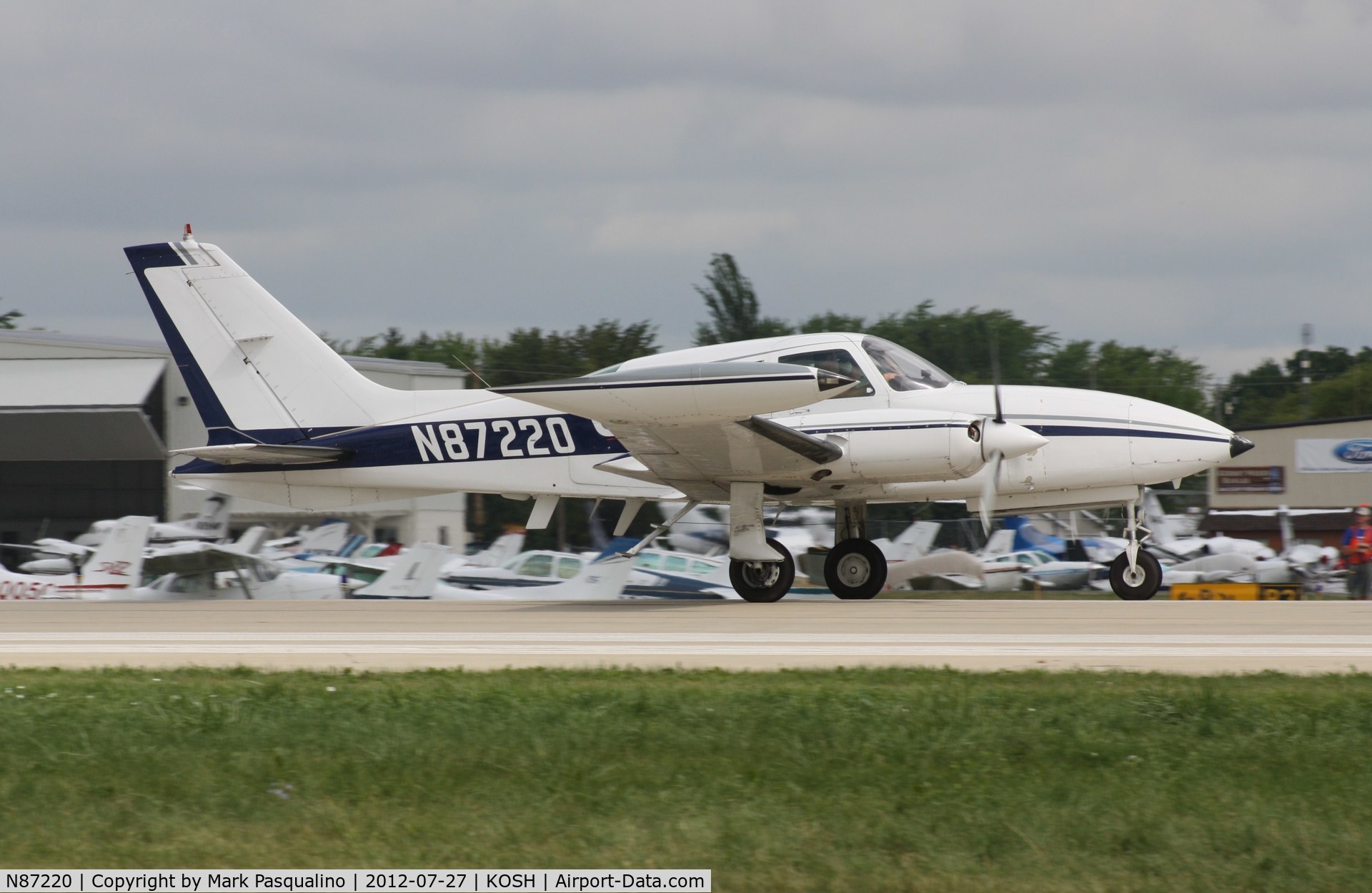 N87220, 1975 Cessna 310R C/N 310R0305, Cessna 310R