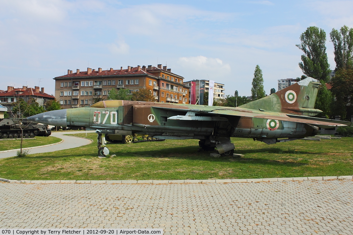 070, Mikoyan-Gurevich MiG-23ML C/N 0390324870, Exhibited at Military Museum in Sofia