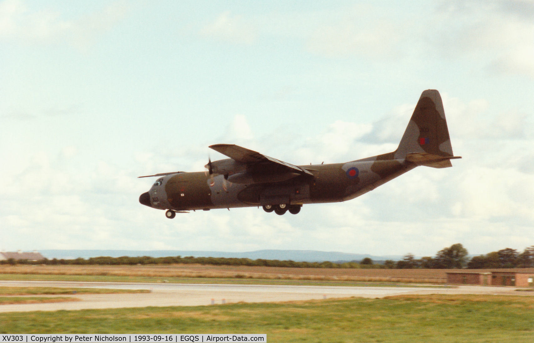 XV303, 1967 Lockheed C-130K Hercules C.3 C/N 382-4271, Hercules C.3 of the Lyneham Transport Wing landing on Runway 05 at RAF Lossiemouth in September 1993.