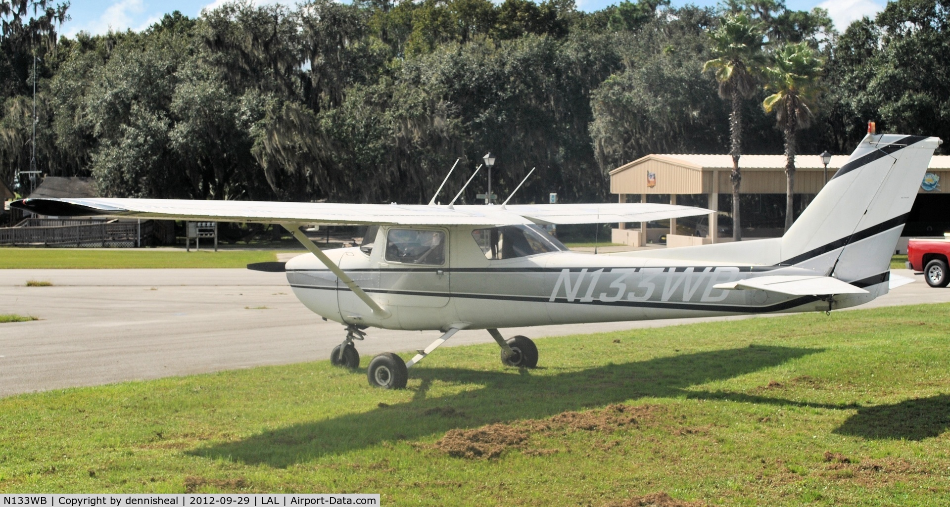 N133WB, Cessna 150L C/N 15073265, 1972 CESSNA 150L