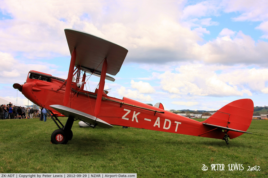 ZK-ADT, 1929 De Havilland DH.60G Gipsy Moth C/N 1101, Jan & Jerry Chisum, Hastings