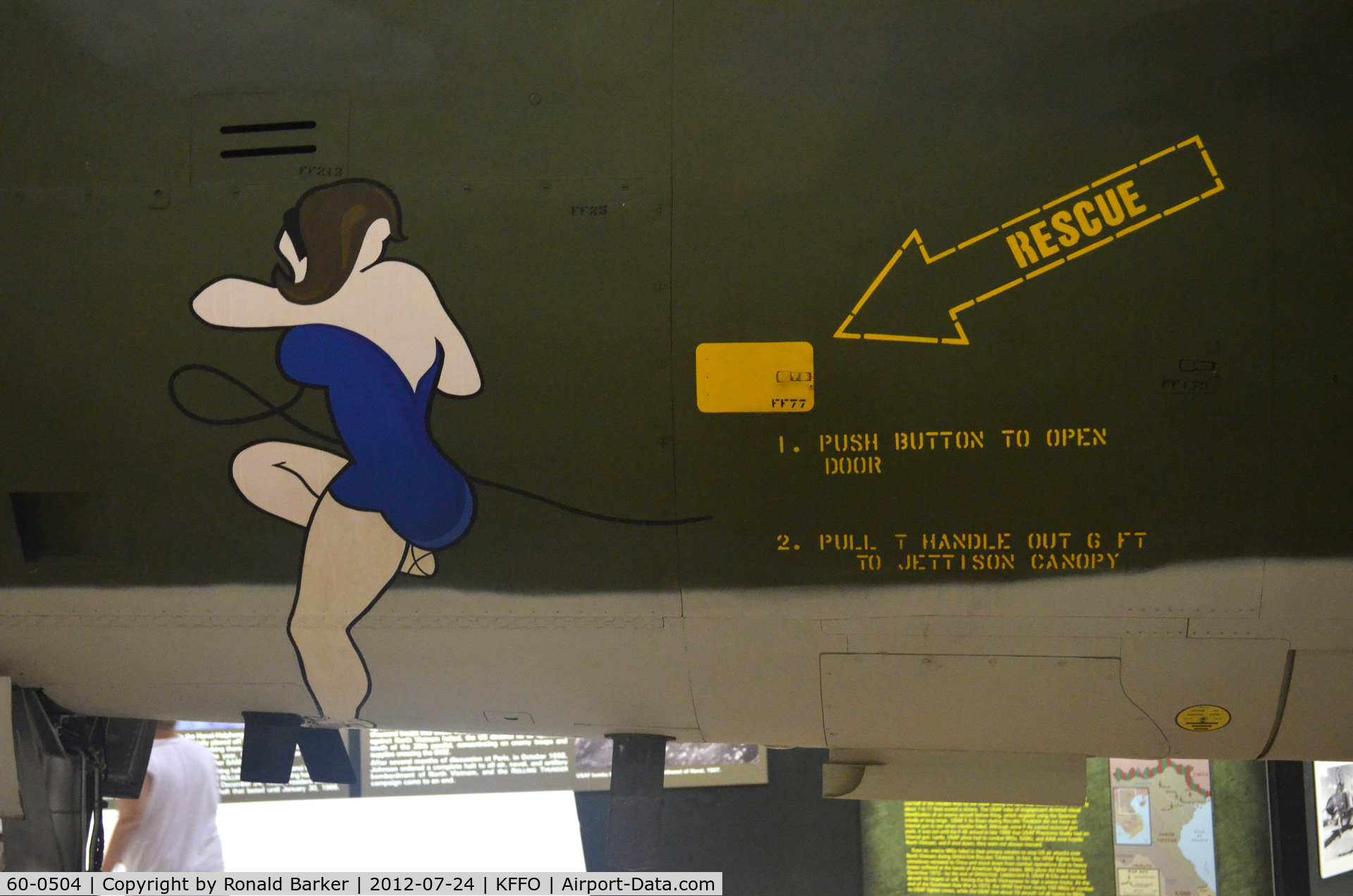 60-0504, 1961 Republic F-105D Thunderchief C/N D192, Nose art