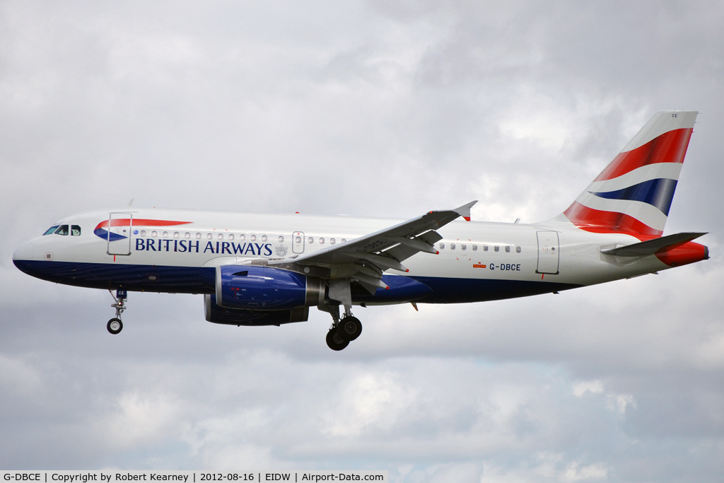 G-DBCE, 2005 Airbus A319-131 C/N 2429, On short finals for r/w 28