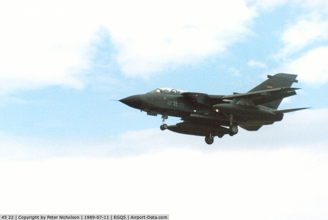 45 22, Panavia Tornado IDS C/N 558/GS170/4222, German Air Force Tornado IDS of JBG-33 on final approach to Runway 23 at RAF Lossiemouth in the Summer of 1989.