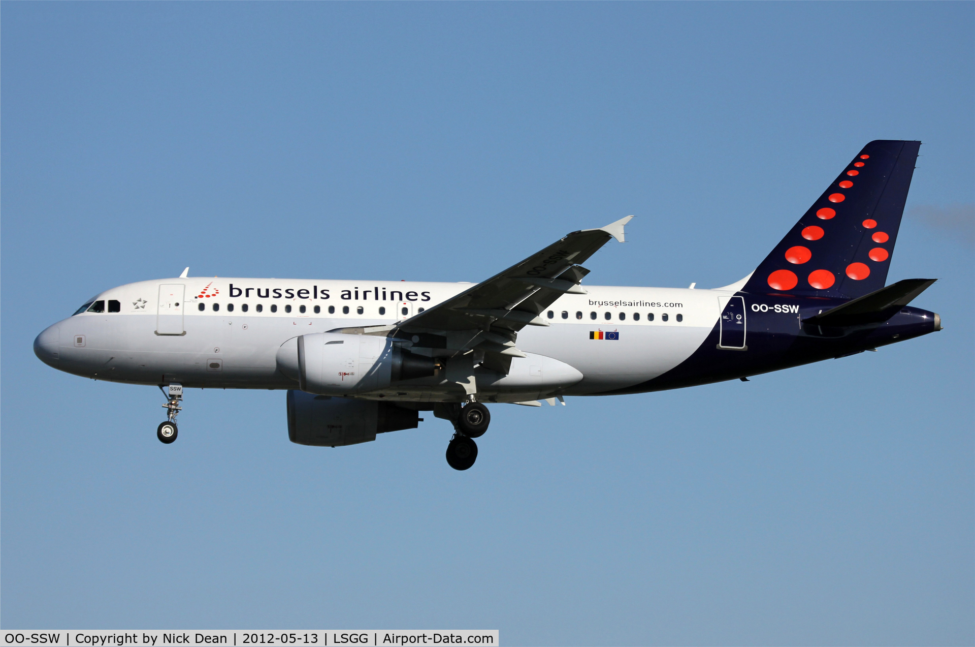 OO-SSW, 2007 Airbus A319-111 C/N 3255, LSGG/GVA EBACE 2012