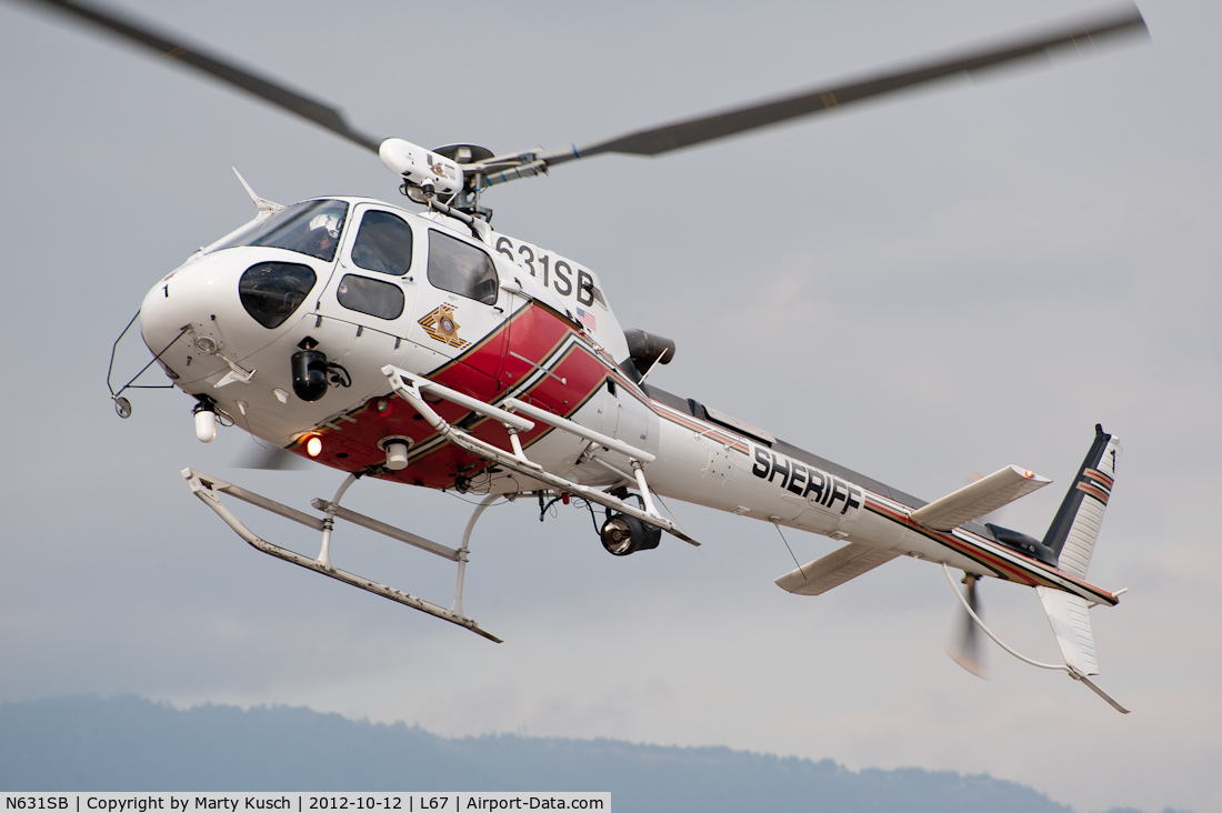 N631SB, 2004 Eurocopter AS-350B-3 Ecureuil Ecureuil C/N 3891, Pattern work.