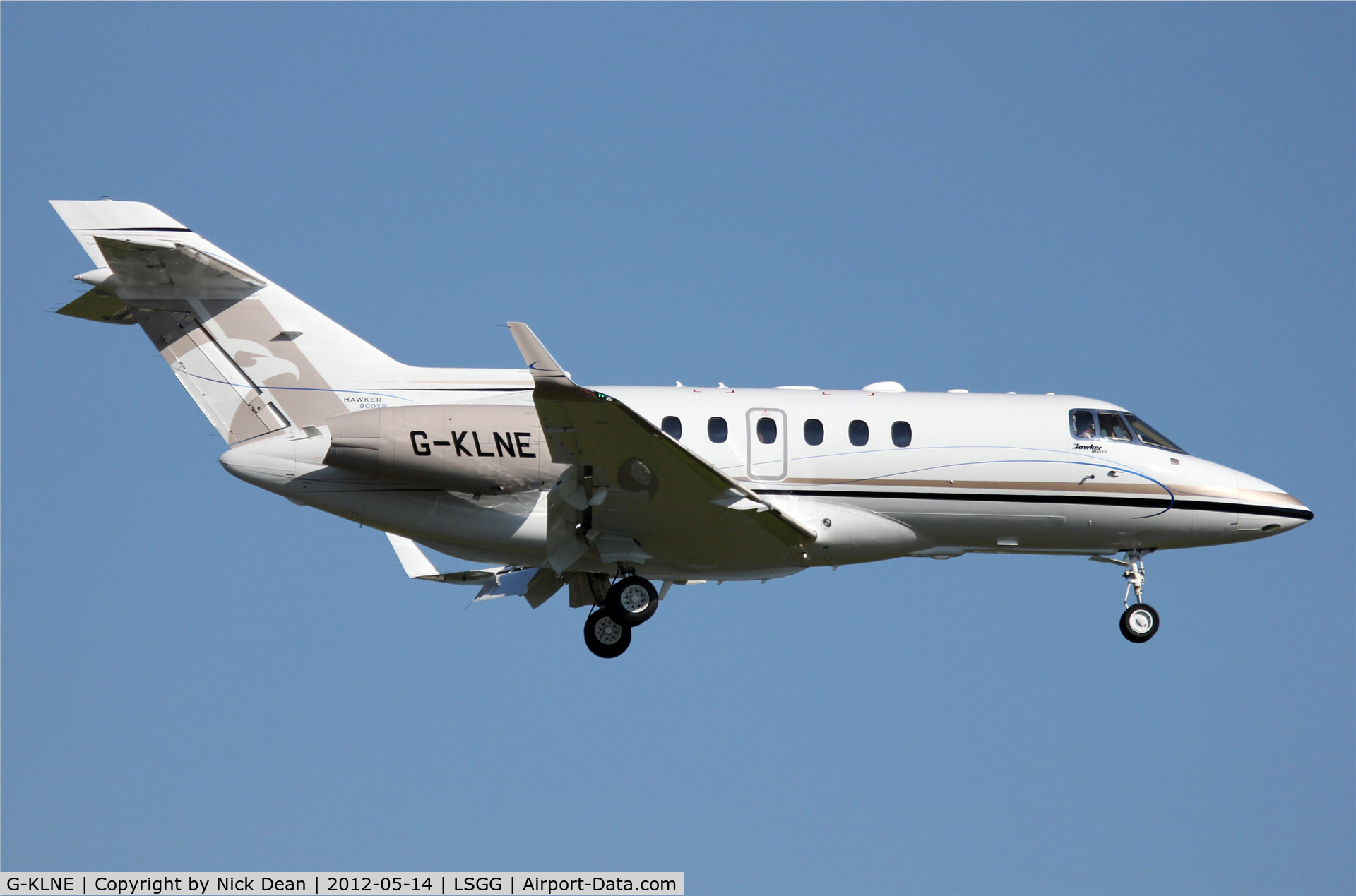 G-KLNE, 2011 Hawker Beechcraft 900XP C/N HA-0186, LSGG/GVA EBACE 2012