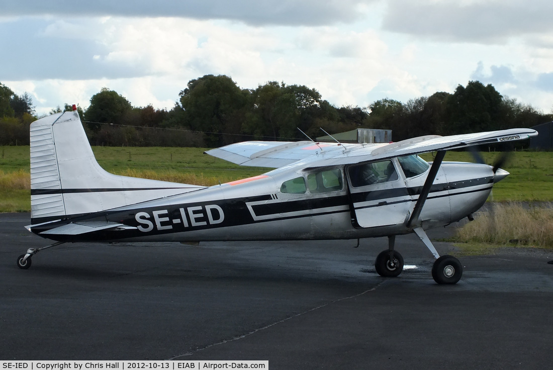 SE-IED, 1977 Cessna A185F Skywagon 185 C/N 185-03320, being used for paradrops at Abbeyshrule Airport, Ireland
