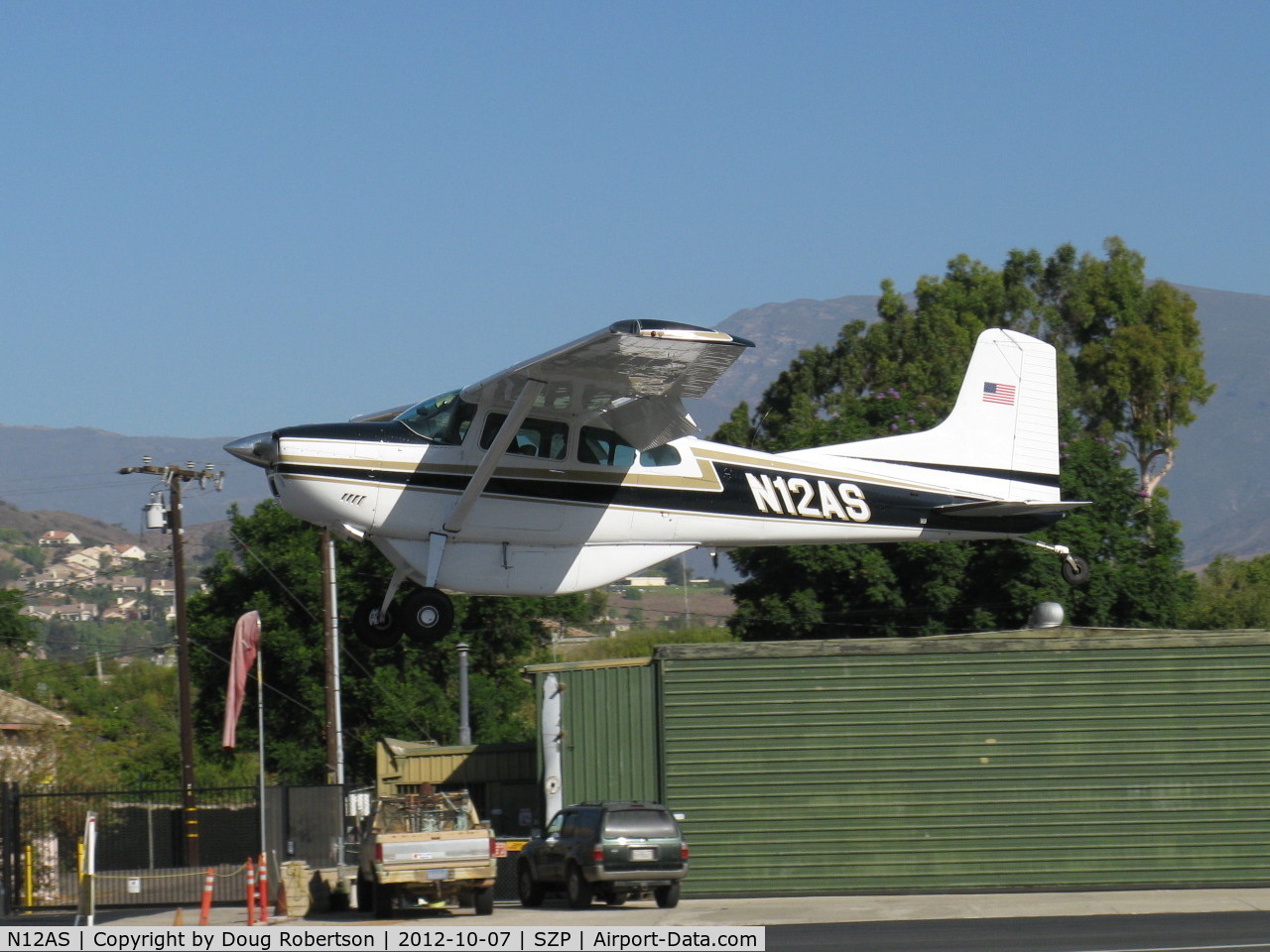 N12AS, 1973 Cessna A185F Skywagon 185 C/N 18502271, 1973 Cessna A185F SKYWAGON, Continental IO-520-D 300 Hp, CS prop, with pannier, landing Rwy 22
